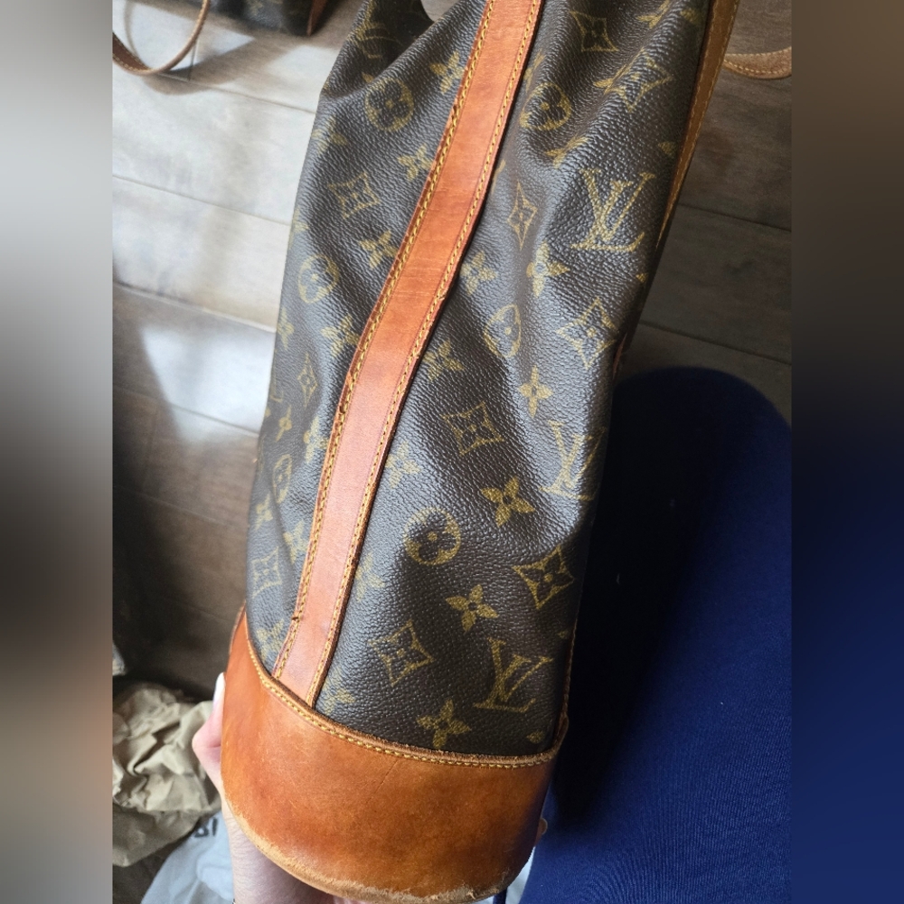 Louis Vuitton Randonnee Size PM Authentic - Picture 13 of 14